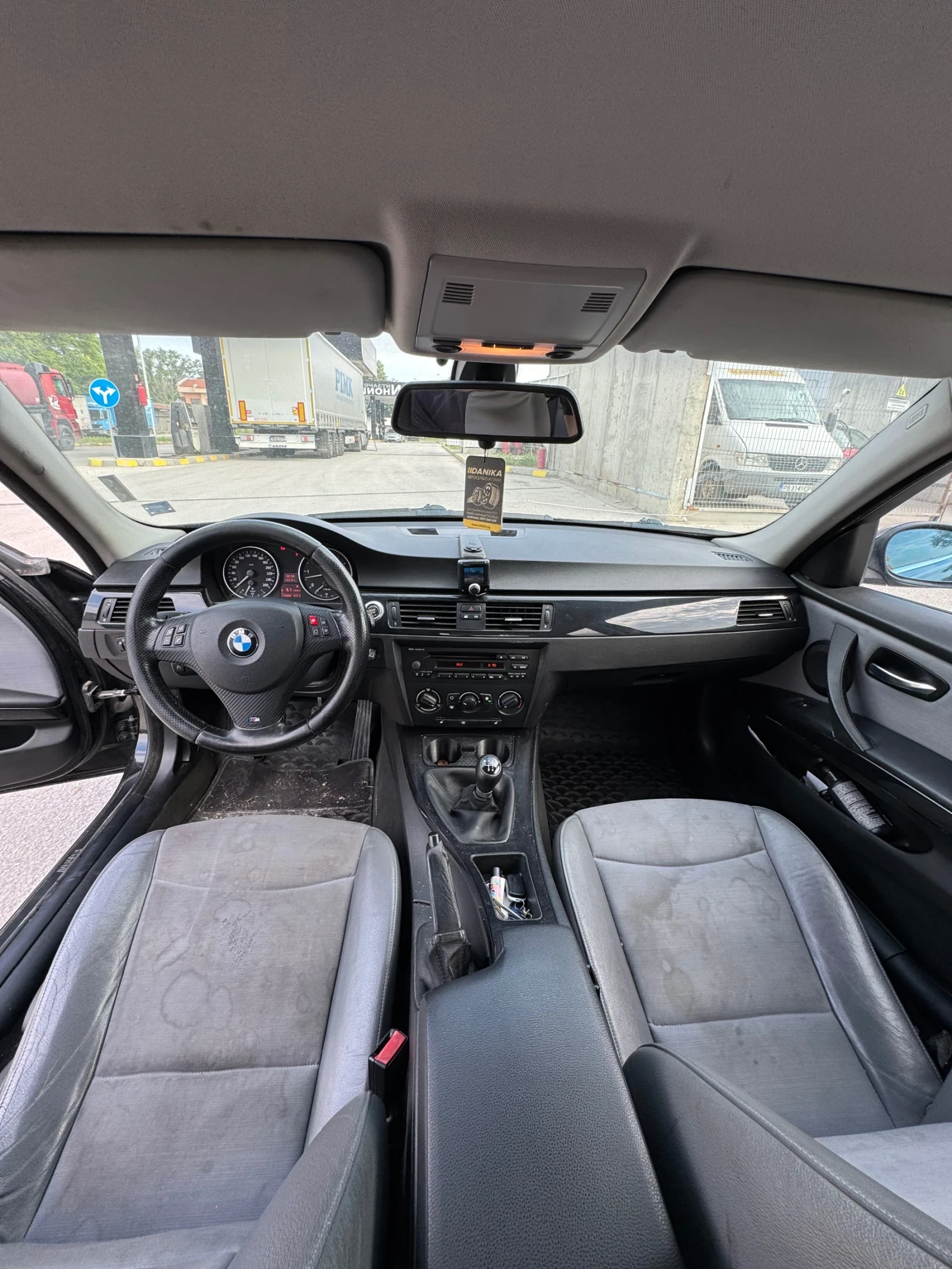 BMW 330 Дизел, снимка 12 - Автомобили и джипове - 54773627