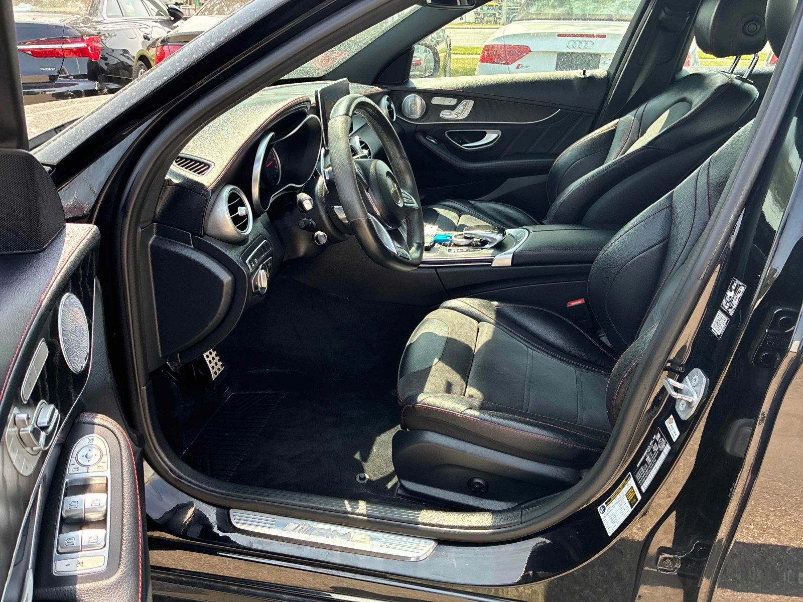 Mercedes-Benz C 43 AMG Burmester* 360 view, снимка 5 - Автомобили и джипове - 55330236