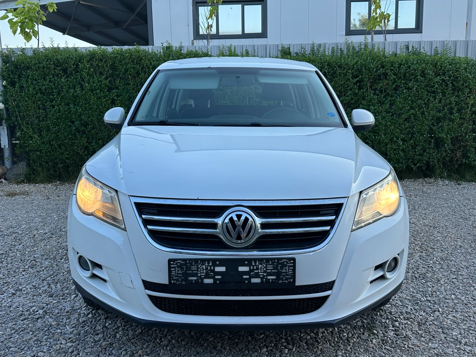 VW Tiguan 2.0TDI, снимка 5 - Автомобили и джипове - 55402462