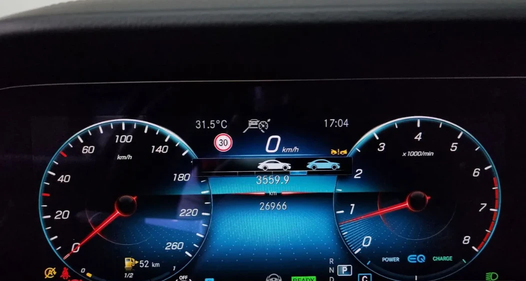 Mercedes-Benz E 350 * AMG Line* �����* HUD* 360* Pano* Hi-Pass*  | Mobile.bg � ����������� 7