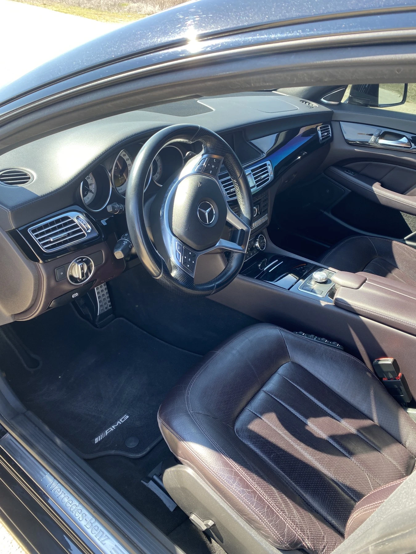 Mercedes-Benz CLS 500 4 matic, снимка 6 - Автомобили и джипове - 56226377