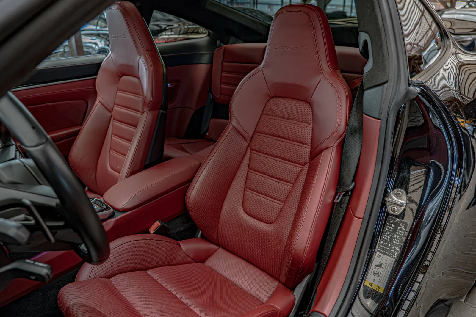 Porsche 911 992/Turbo S/Burmester/PDCC/PDK/PDLS+ /PCCB/Sport C, снимка 9 - Автомобили и джипове - 56271214
