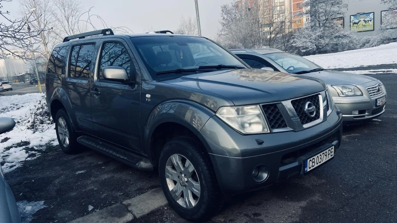 Nissan Pathfinder, снимка 1 - Автомобили и джипове - 48528552