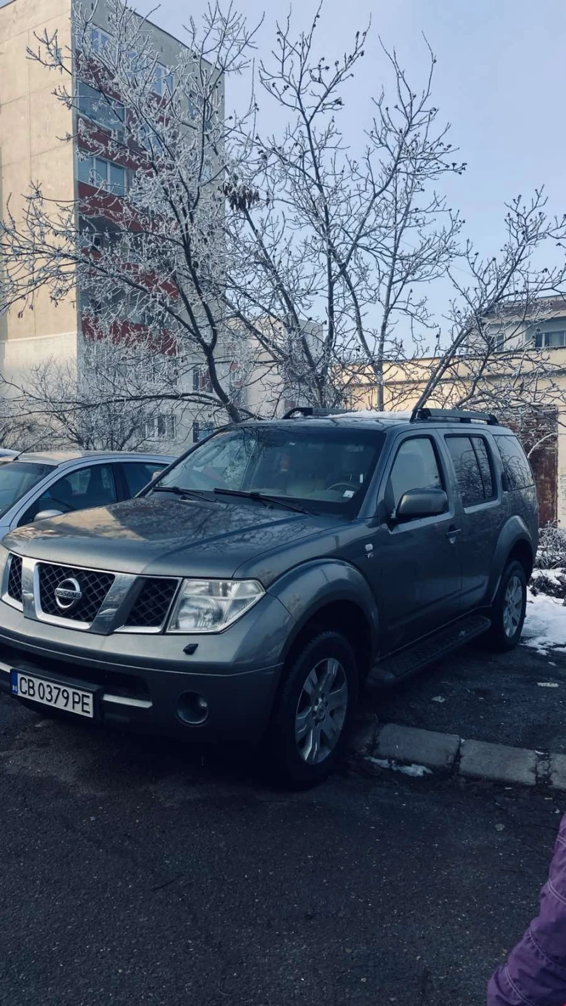 Nissan Pathfinder, снимка 2 - Автомобили и джипове - 48528552