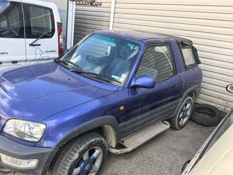 Toyota Rav4 2.0, снимка 2 - Автомобили и джипове - 49093482