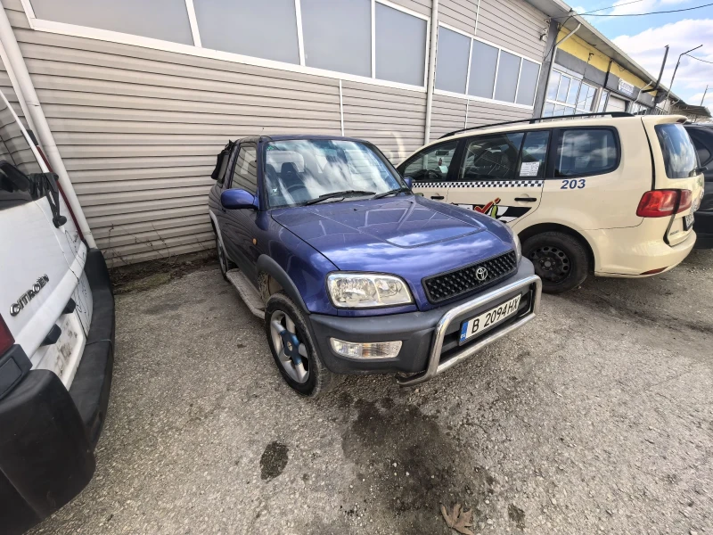 Toyota Rav4 2.0, снимка 10 - Автомобили и джипове - 49093482