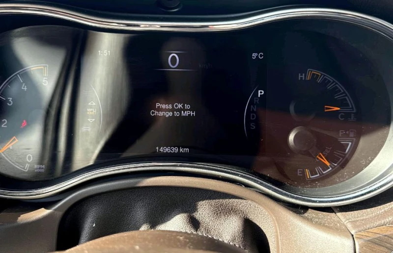 Jeep Grand cherokee 3.0L OVERLAND AWD, снимка 8 - Автомобили и джипове - 52486280