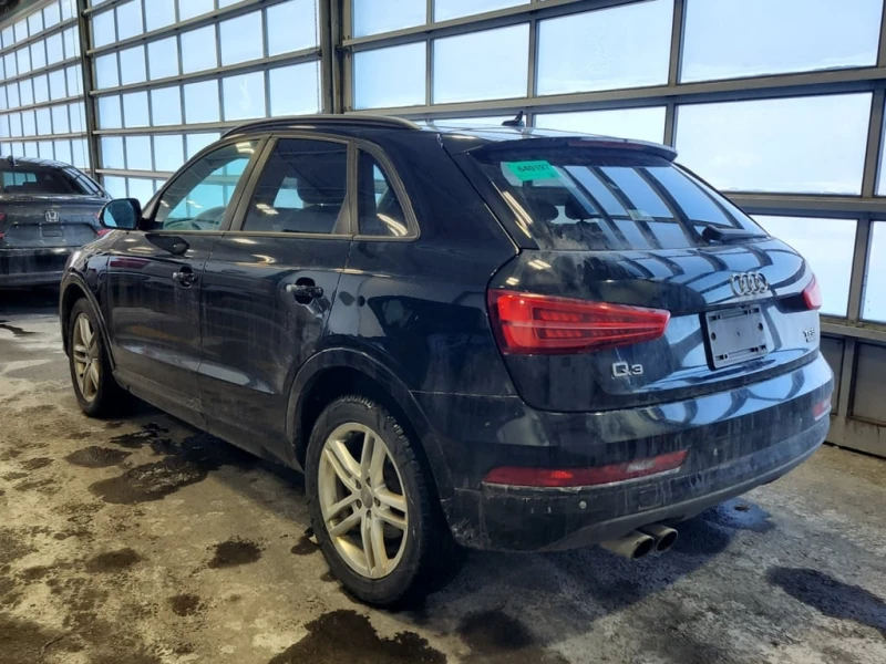 Audi Q3 * KOMFORT * CARFAX * БЕЗ ПЪРВОНАЧАЛНА ВНОСКА, снимка 4 - Автомобили и джипове - 53176625