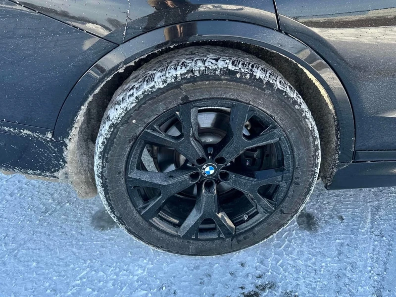 BMW X7 * xDrive40i * CARFAX * ВЪЗДУШНО ОКАЧВАНЕ* ДИСТРОНИ, снимка 13 - Автомобили и джипове - 53255892
