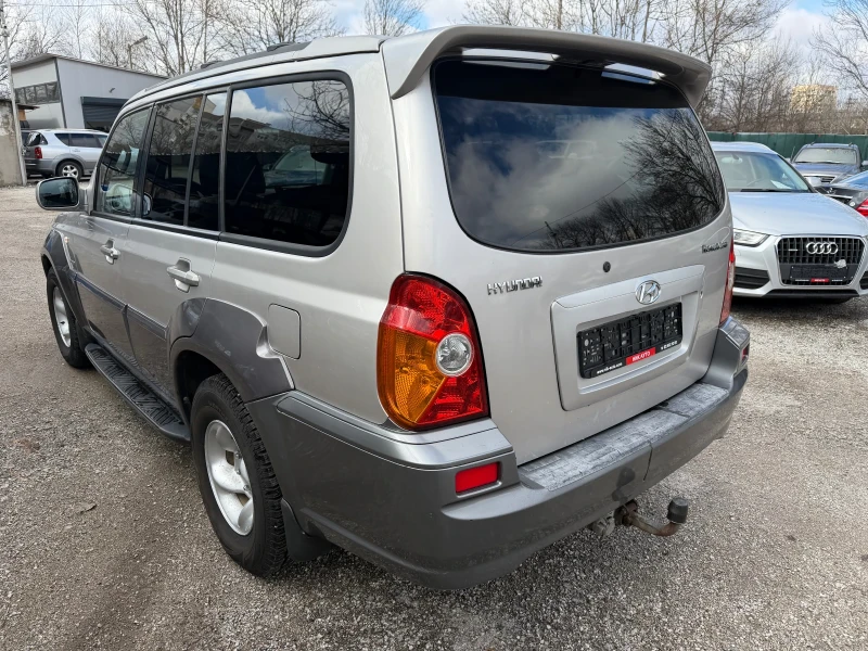 Hyundai Terracan 2.9 CRDi Автоматик 4х4, снимка 3 - Автомобили и джипове - 53271337