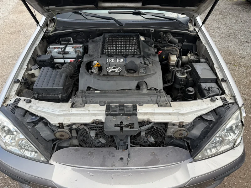 Hyundai Terracan 2.9 CRDi Автоматик 4х4, снимка 14 - Автомобили и джипове - 53271337