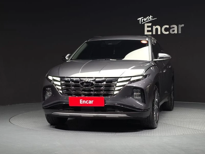 Hyundai Tucson Inspiration 2WD| 230к.с.| ВКЛ.ТЕХНОТЕСТ, снимка 3 - Автомобили и джипове - 55612243