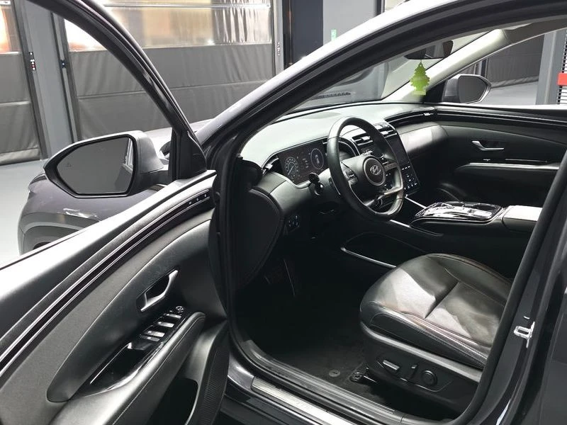 Hyundai Tucson Inspiration 2WD| 230к.с.| ВКЛ.ТЕХНОТЕСТ, снимка 10 - Автомобили и джипове - 55612243