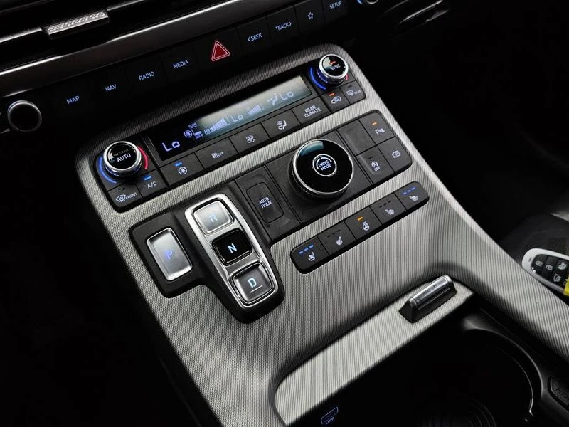 Hyundai Palisade 3.8 Automatic, снимка 11 - Автомобили и джипове - 55655944