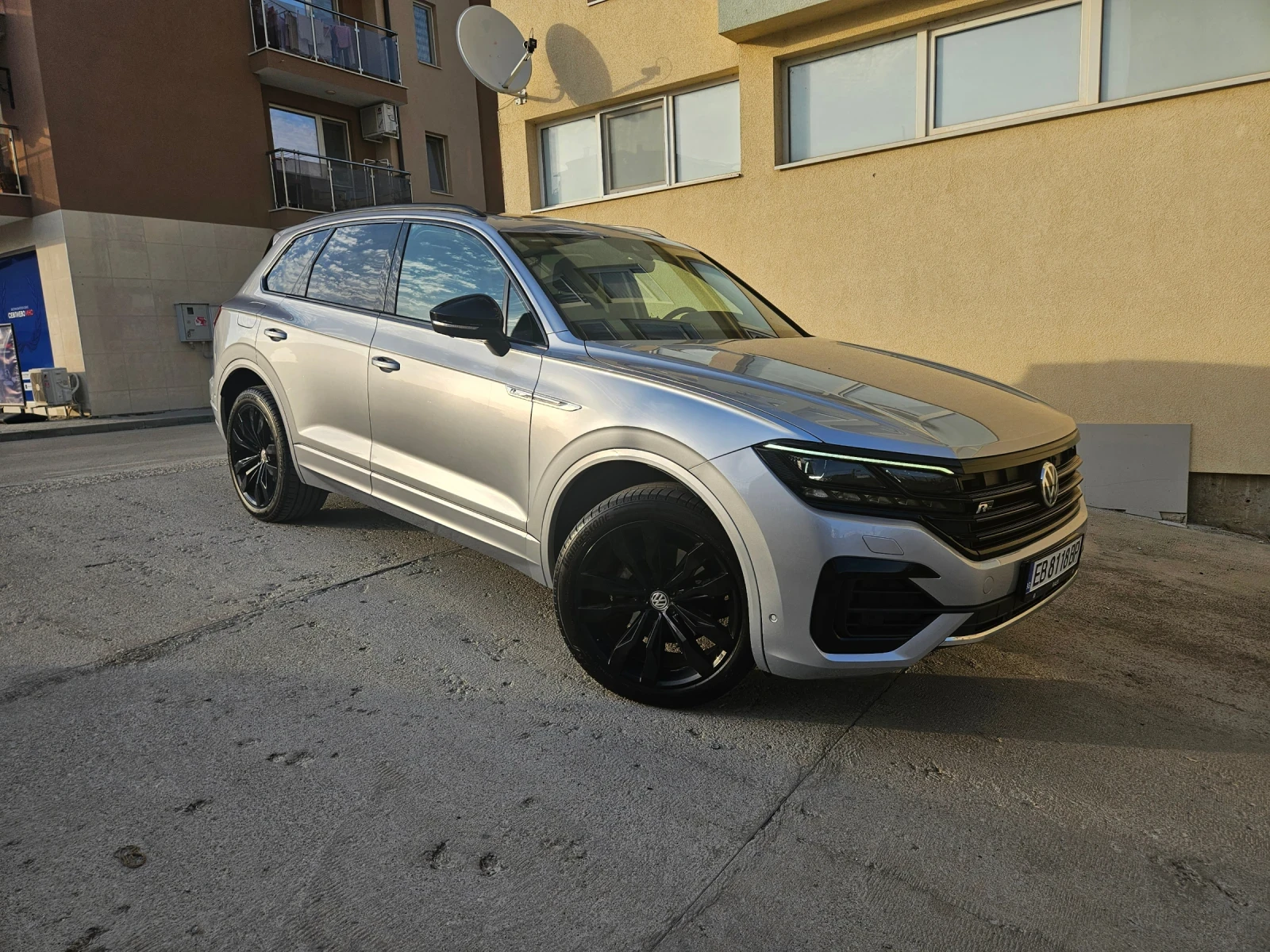 VW Touareg R-LINE Black Style | Mobile.bg   1