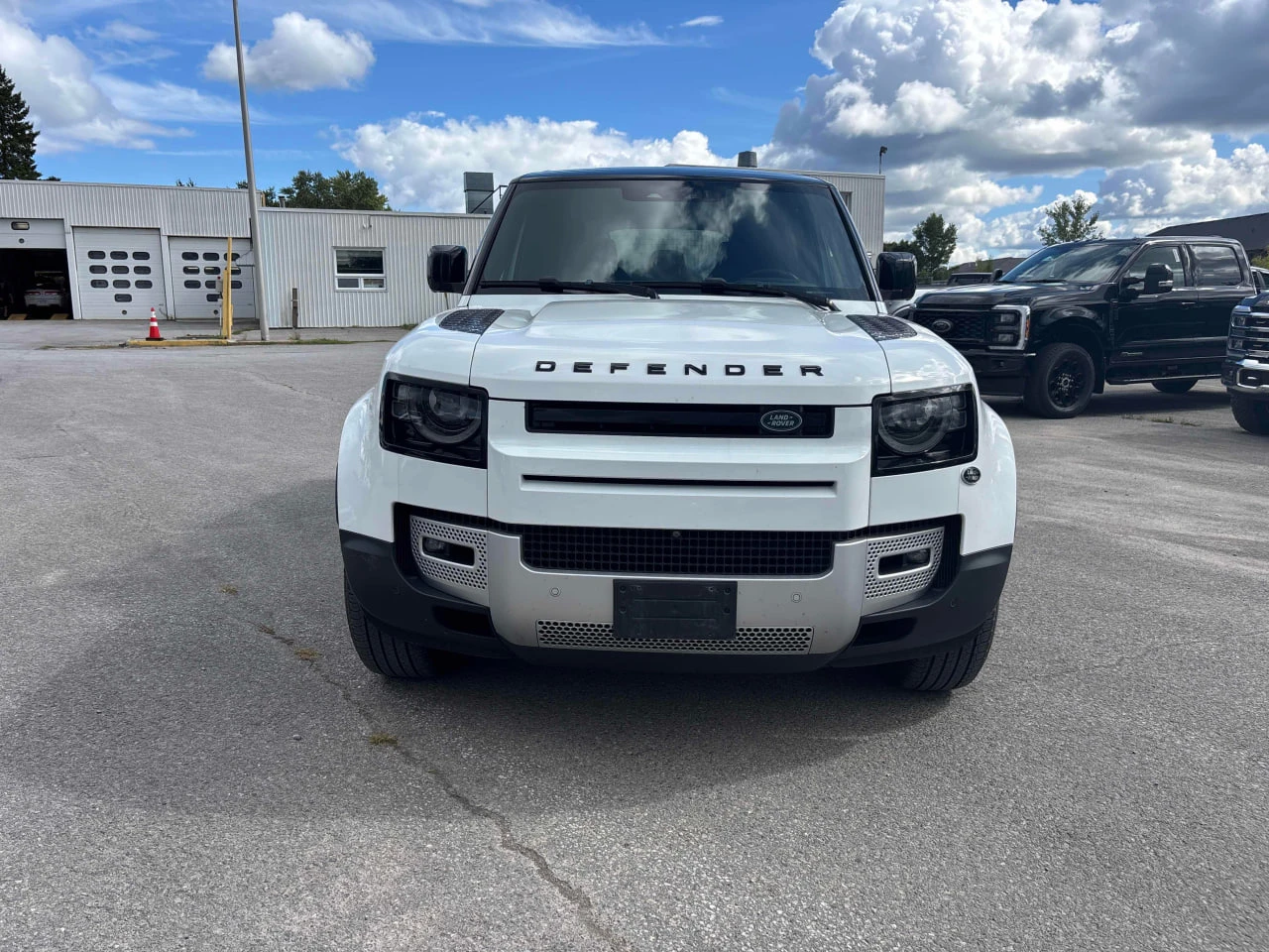 Land Rover Defender S* CARFAX* АВТОФИНАНСИРАНЕ* БЕЗ ПЪРВОНАЧАЛНА ВНОСК - изображение 6