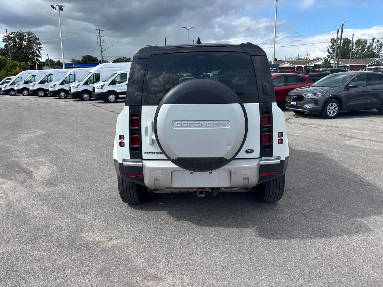 Land Rover Defender S* CARFAX* АВТОФИНАНСИРАНЕ* БЕЗ ПЪРВОНАЧАЛНА ВНОСК - изображение 4