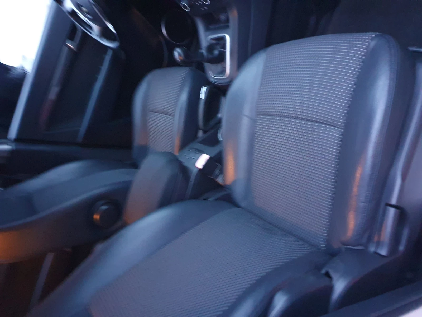 Chevrolet Captiva 2.4 GAZ  NAV 4X4 I KOJA  7 mesta - изображение 7