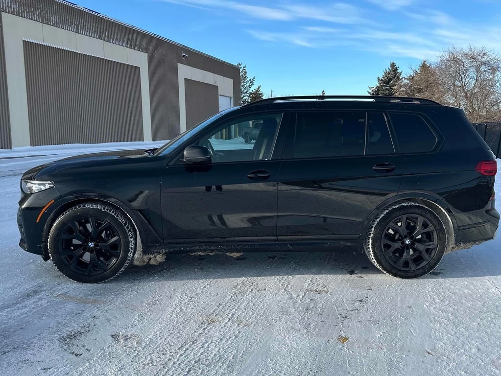 BMW X7 * xDrive40i * CARFAX * ВЪЗДУШНО ОКАЧВАНЕ* ДИСТРОНИ - изображение 2