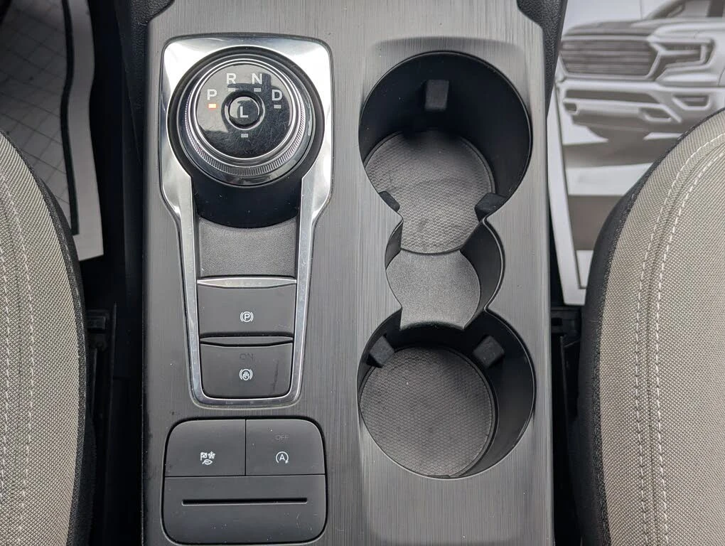 Ford Escape S FWD* АвтоКредит* (Цена до БГ) , снимка 10 - Автомобили и джипове - 54040025