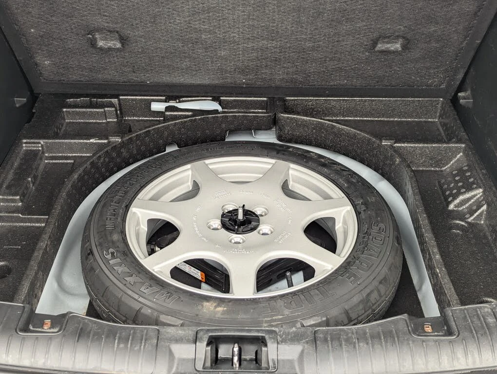 Ford Escape S FWD* АвтоКредит* (Цена до БГ) , снимка 16 - Автомобили и джипове - 54040025