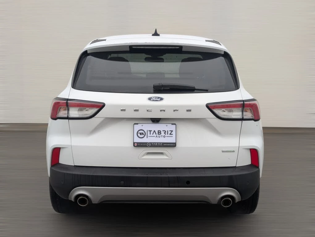 Ford Escape S FWD* АвтоКредит* (Цена до БГ) , снимка 5 - Автомобили и джипове - 54040025