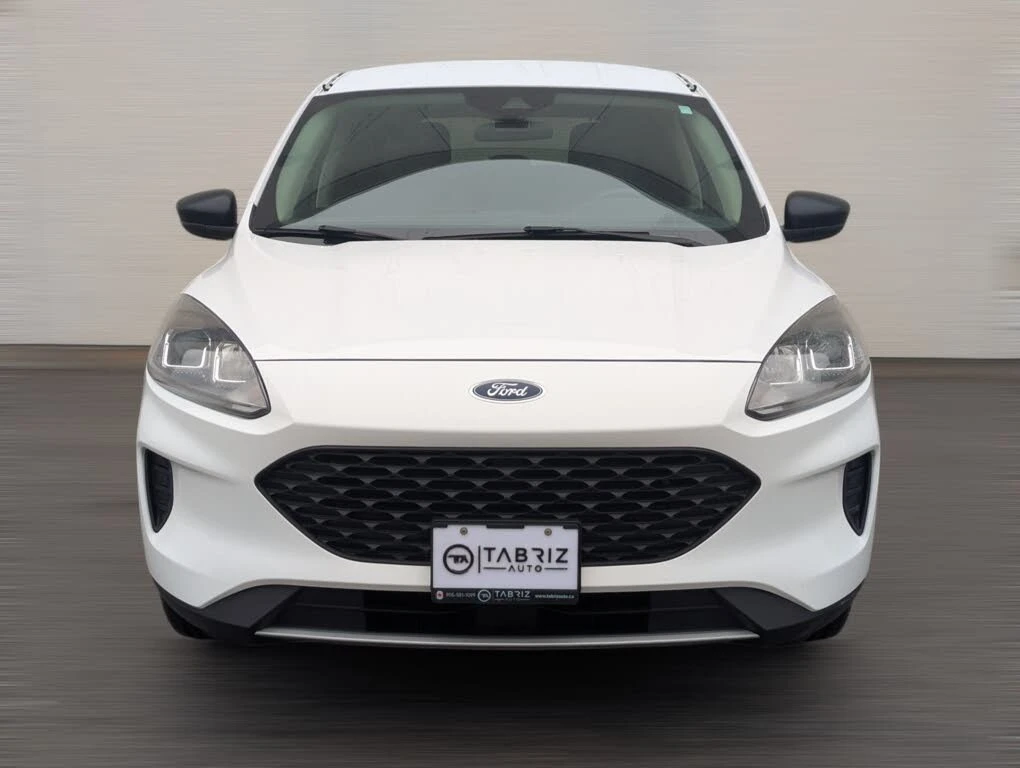 Ford Escape S FWD* АвтоКредит* (Цена до БГ) , снимка 2 - Автомобили и джипове - 54040025