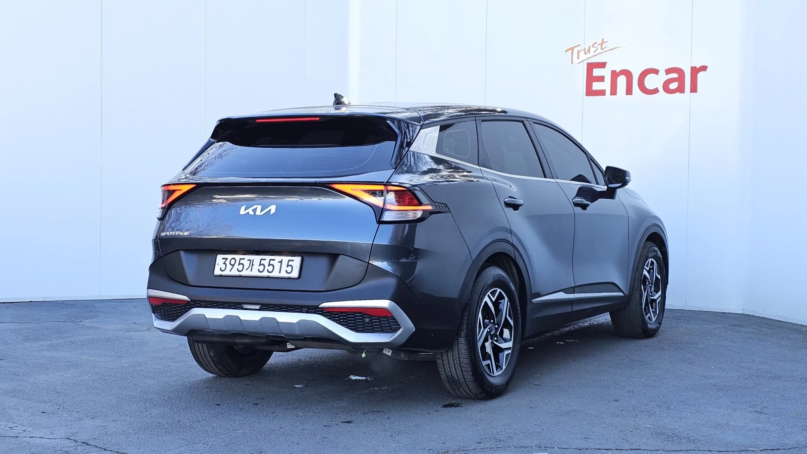 Kia Sportage ПОДГРЕВИ / ДИГ.ТАБЛО / М.ТОЧКА, снимка 2 - Автомобили и джипове - 54060586