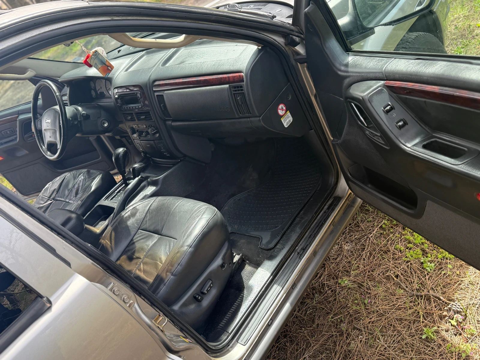 Jeep Grand cherokee 2.7, снимка 9 - Автомобили и джипове - 54220055