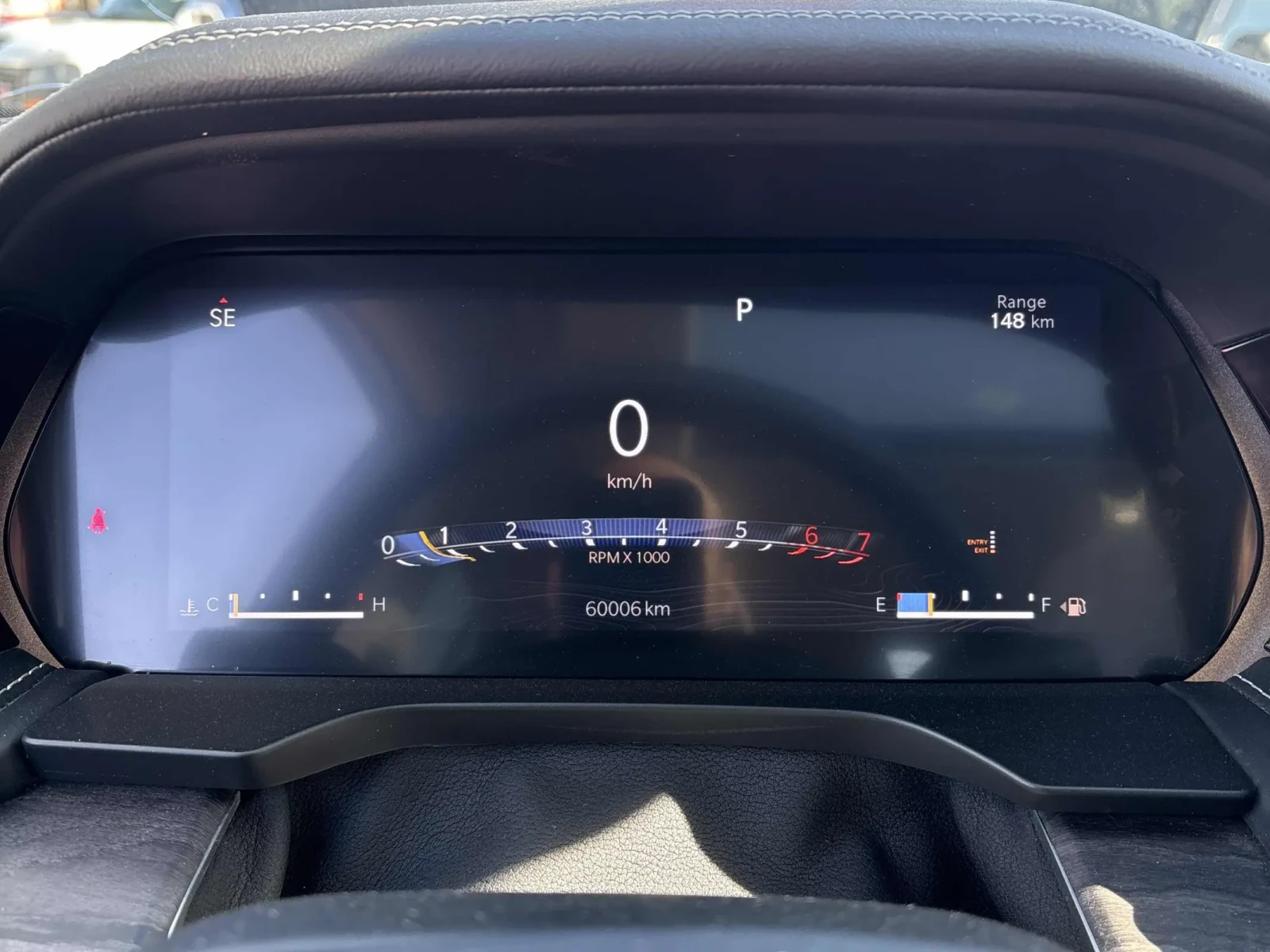 Jeep Grand cherokee Overland * * CARFAX * * АВТО КРЕДИТ * * , снимка 8 - Автомобили и джипове - 54231743