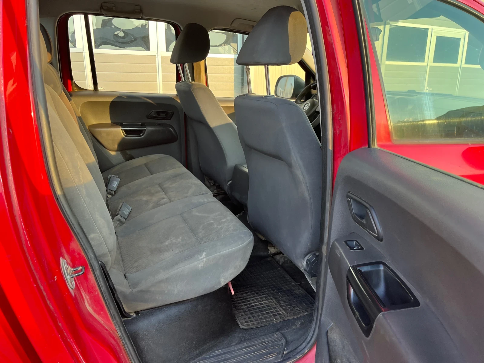 VW Amarok 2.0TDI/143кс, снимка 9 - Автомобили и джипове - 54246804