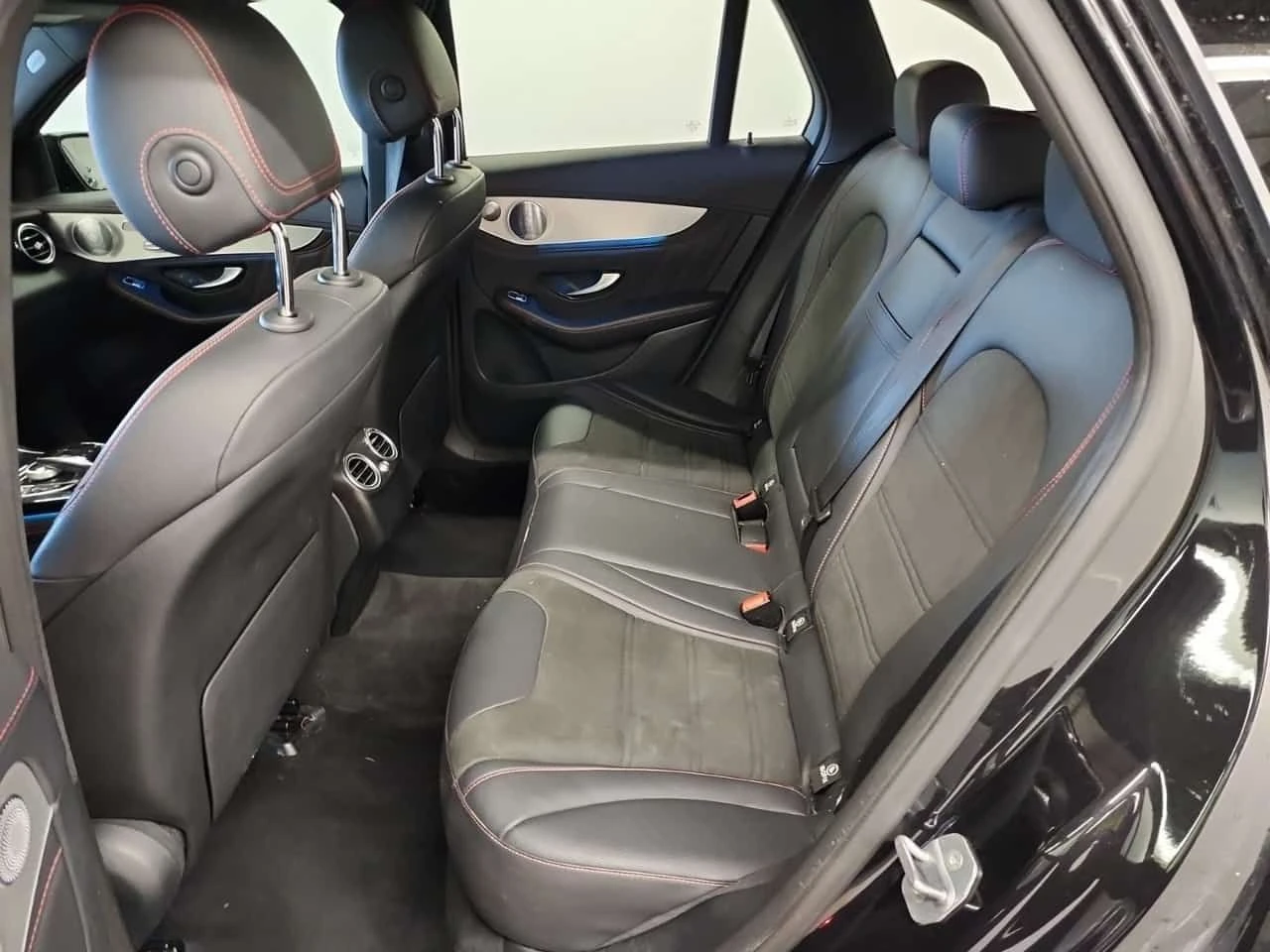 Mercedes-Benz GLC * AMG 43 * ПОДГРЕВИ * 360 * ПАНОРАМА, снимка 14 - Автомобили и джипове - 54330555