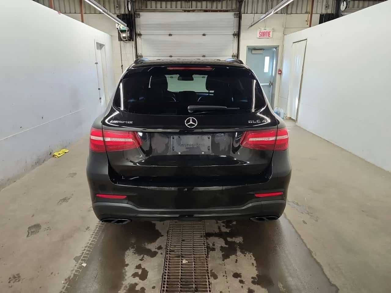 Mercedes-Benz GLC * AMG 43 * ПОДГРЕВИ * 360 * ПАНОРАМА, снимка 5 - Автомобили и джипове - 54330555