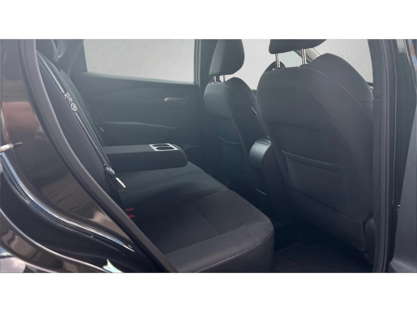 Nissan Qashqai ACENTA 1.3 DIG-T  M/T, Месечна вноска от 222  , снимка 12 - Автомобили и джипове - 55126267