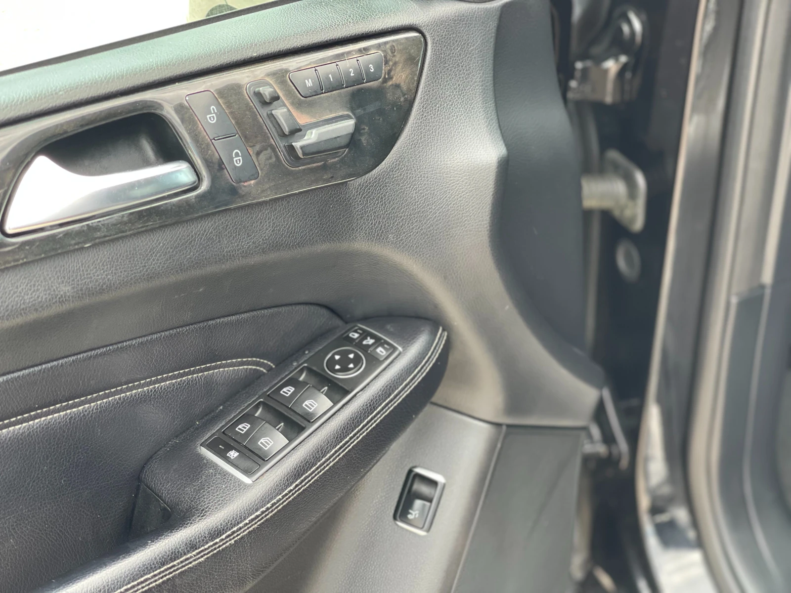 Mercedes-Benz ML 350 CDi AMG, снимка 13 - Автомобили и джипове - 55263768
