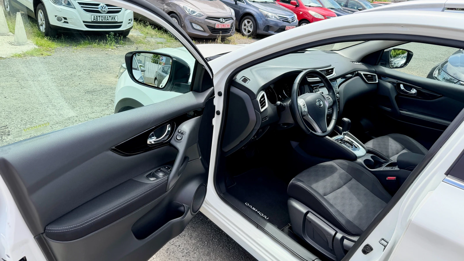 Nissan Qashqai Автоматик!Внос Швейцария!Навигация, Камери 360, Te, снимка 9 - Автомобили и джипове - 55431395