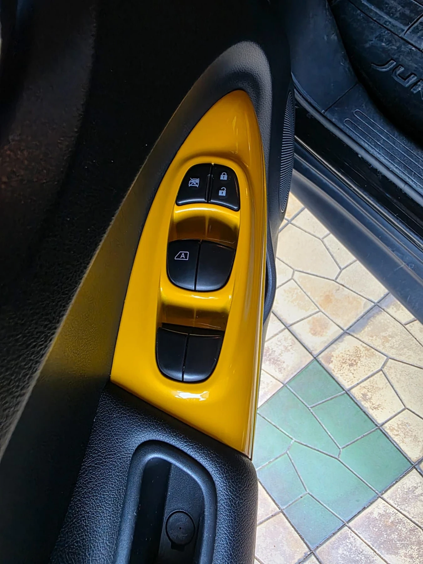 Nissan Juke TEKNA, снимка 12 - Автомобили и джипове - 55623101