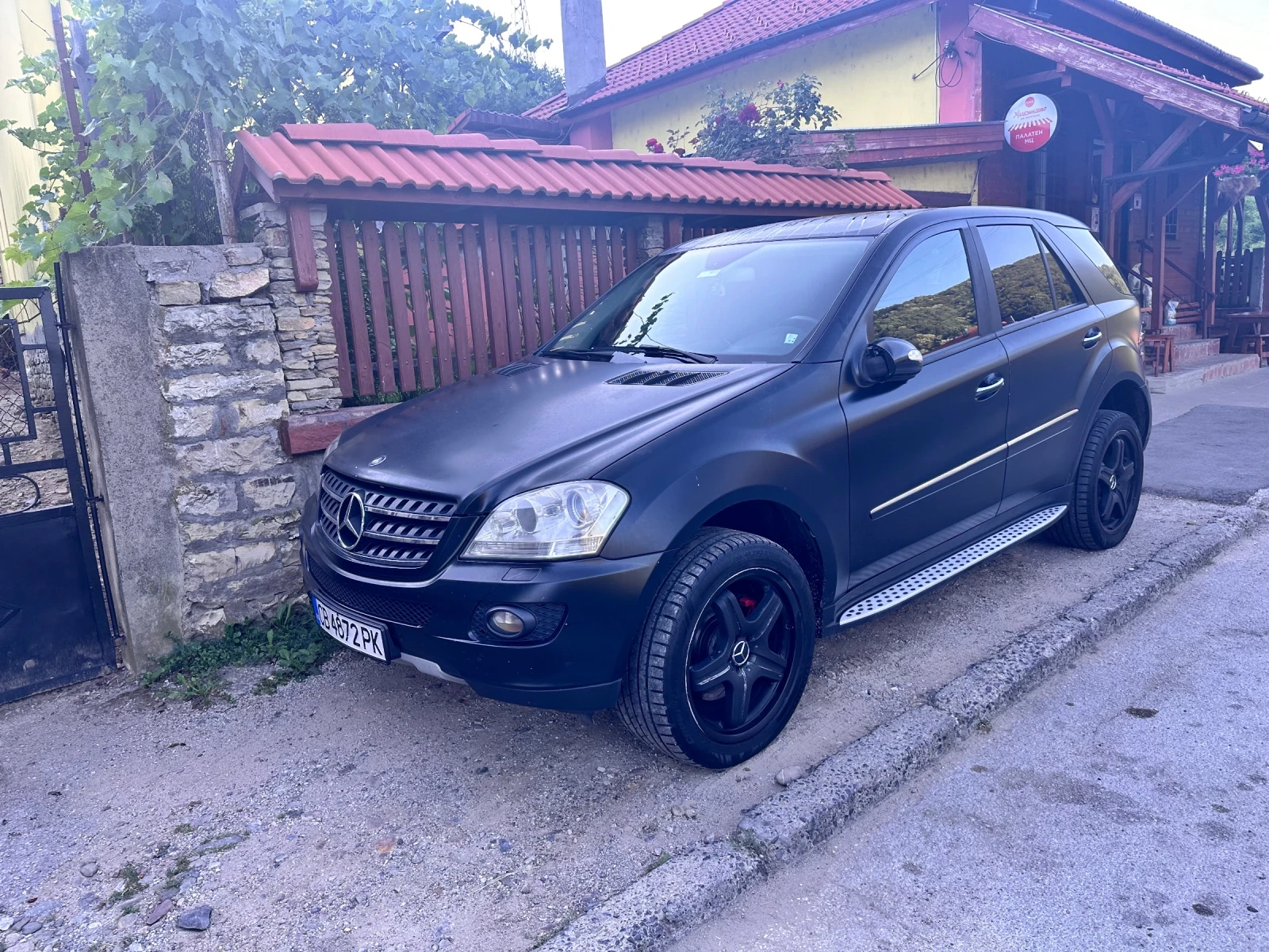 Mercedes-Benz ML 500, снимка 3 - Автомобили и джипове - 56066024