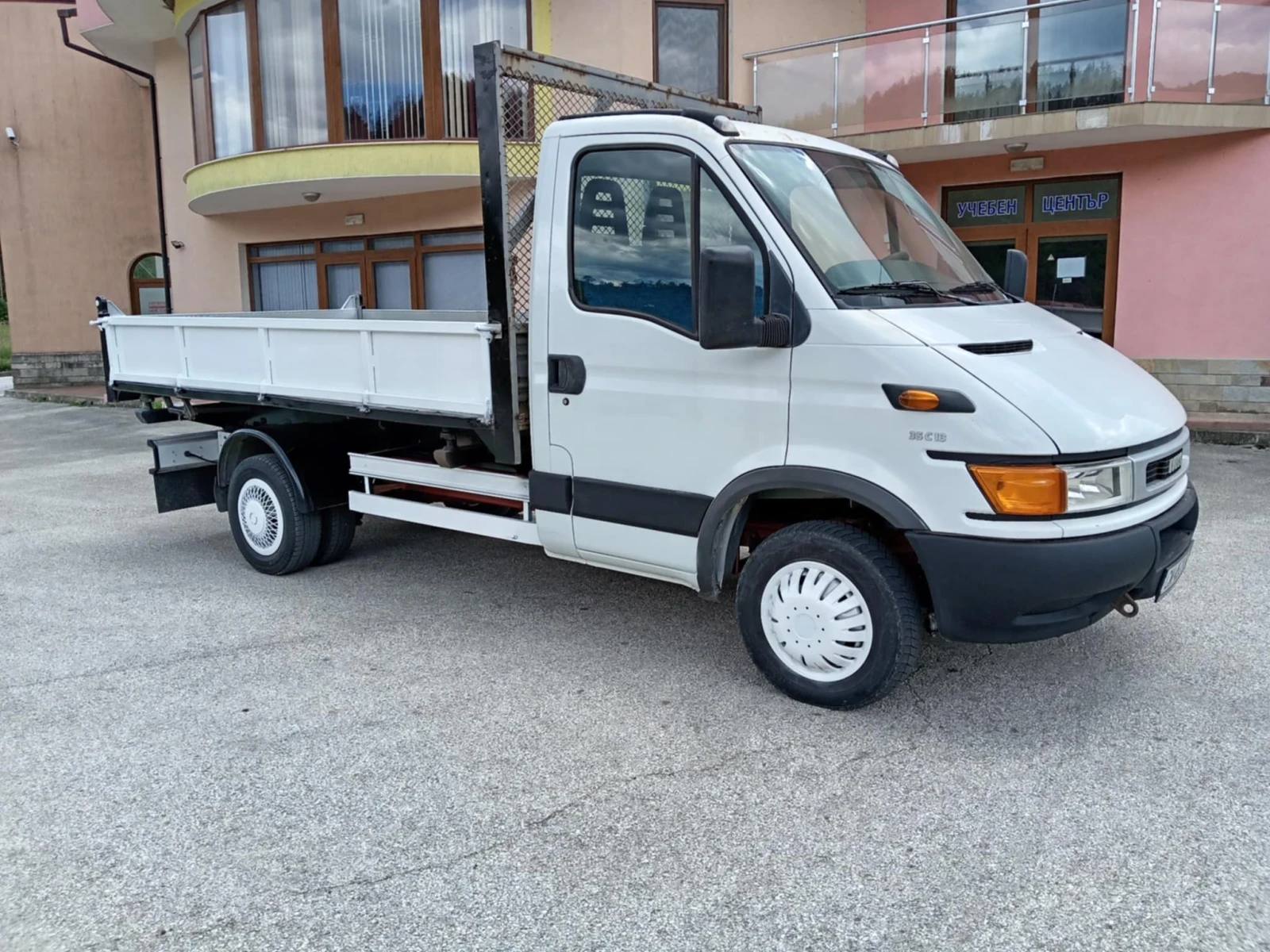 Iveco 35c13  - изображение 3