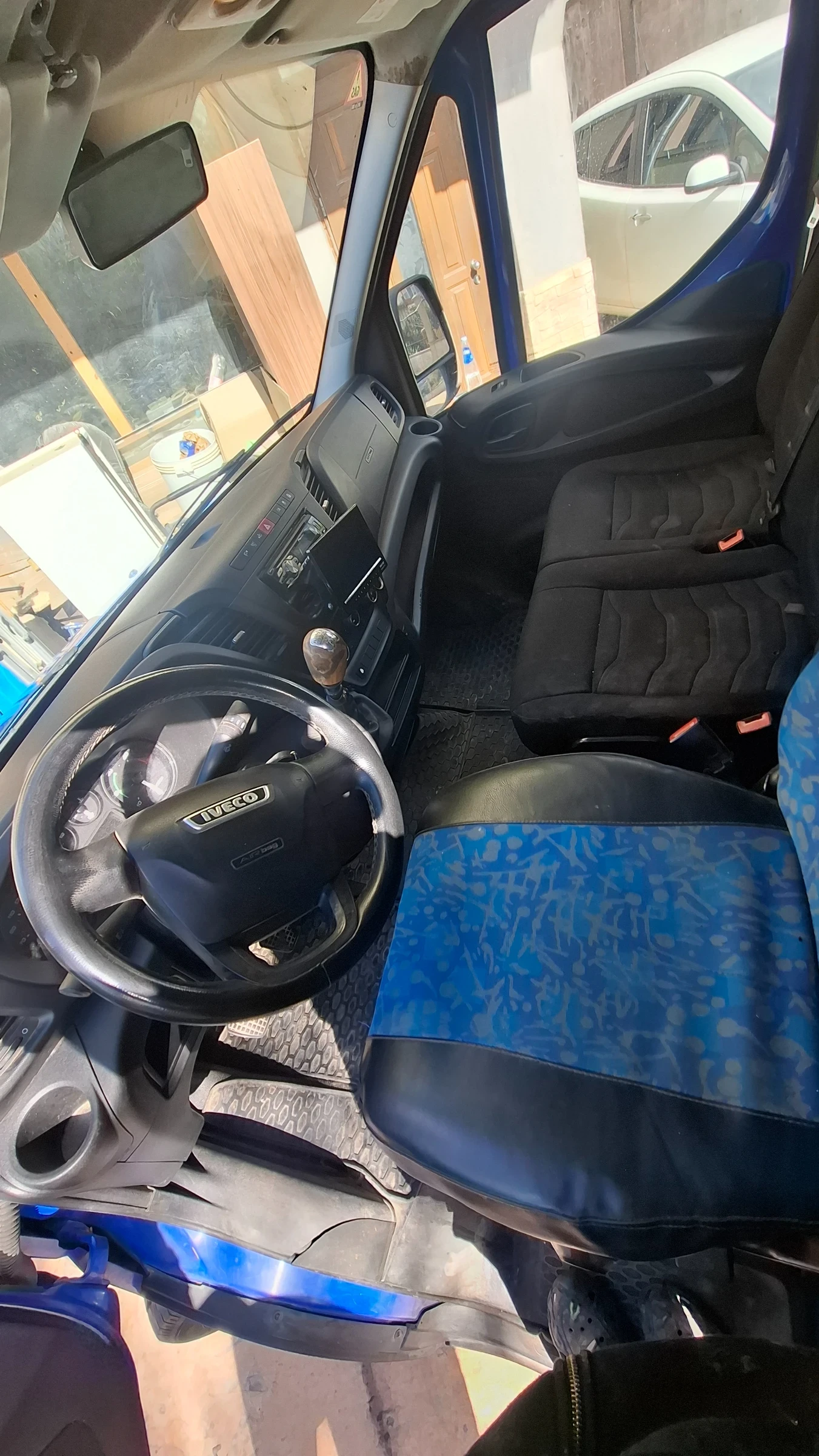 Iveco 35s14 3.0 CNG, снимка 6 - Бусове и автобуси - 56652159