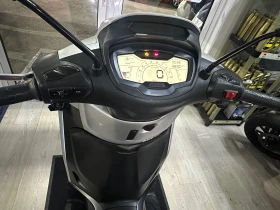 Piaggio Beverly 300hpe S 03.2023г., снимка 2