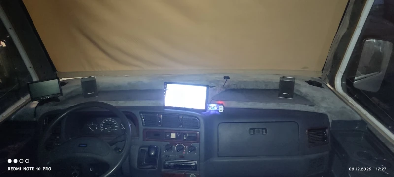 Кемпер Euramobil, снимка 4 - Каравани и кемпери - 53130077