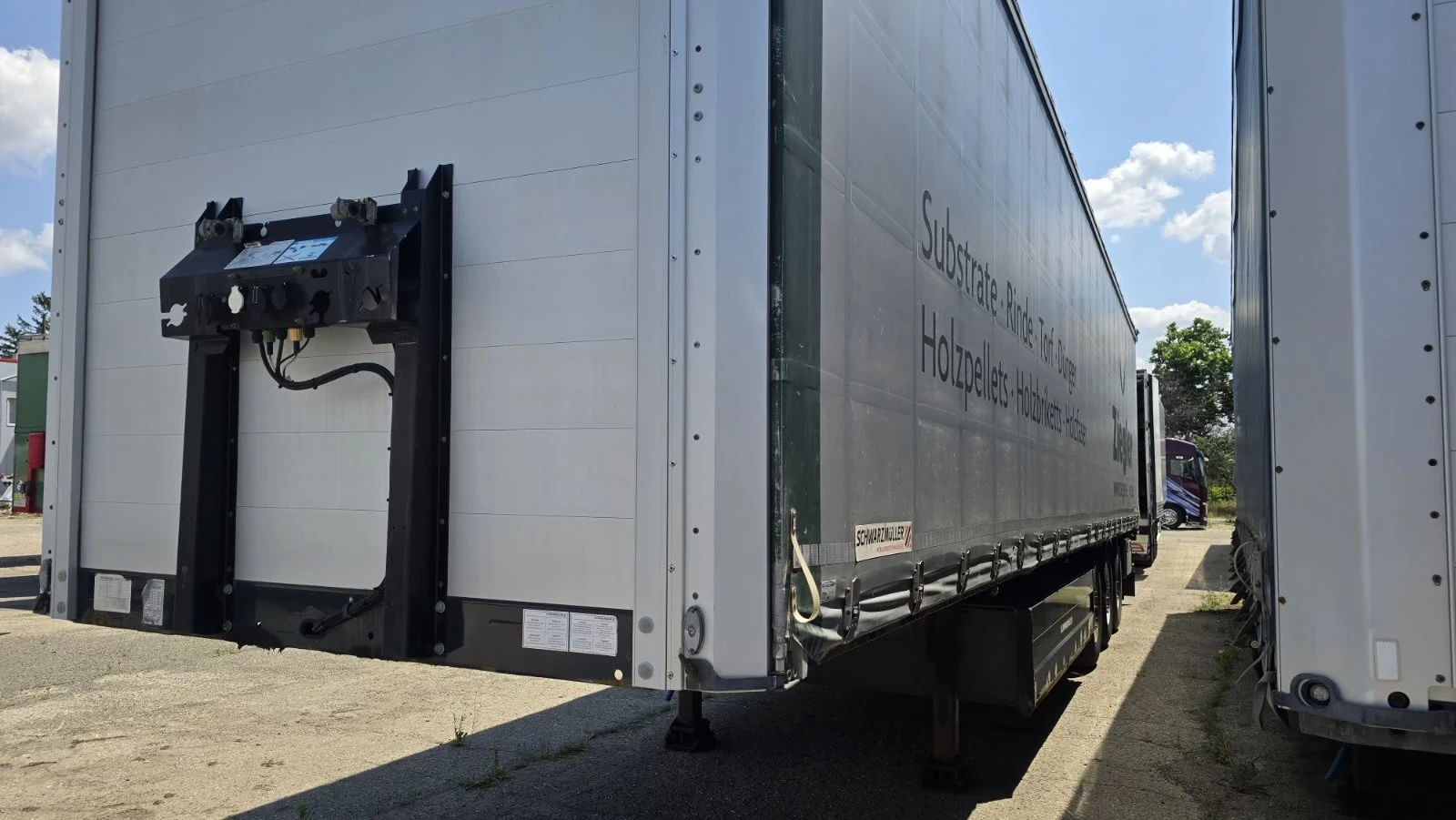 Полуремарке Schwarzmuller, снимка 4 - Ремаркета - 55180376
