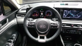 Kia K5 2.0 ГАЗ* PRESTIGE* ПОДГРЕВ* ОБДУХВАНЕ* ПАНО* КАМЕР, снимка 12