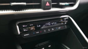 Kia K5 2.0 ГАЗ* PRESTIGE* ПОДГРЕВ* ОБДУХВАНЕ* ПАНО* КАМЕР, снимка 15