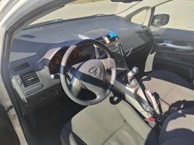 Toyota Auris 2.2 D Cat, снимка 7