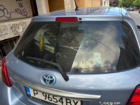 Toyota Yaris Hybrid , снимка 12
