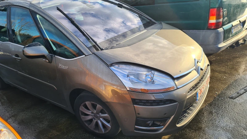 Citroen C4 Picasso + Grand - 1.6 HDi, снимка 2 - Автомобили и джипове - 42719474