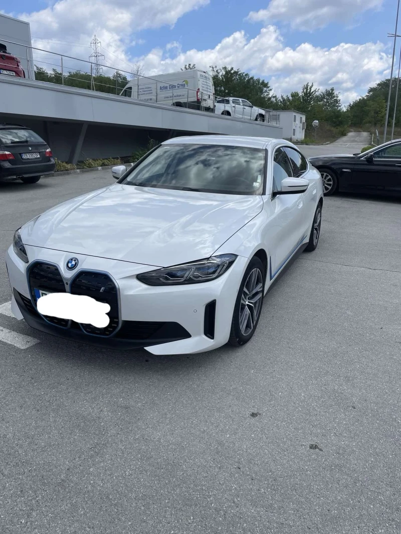 BMW i4, снимка 1 - Автомобили и джипове - 47524204