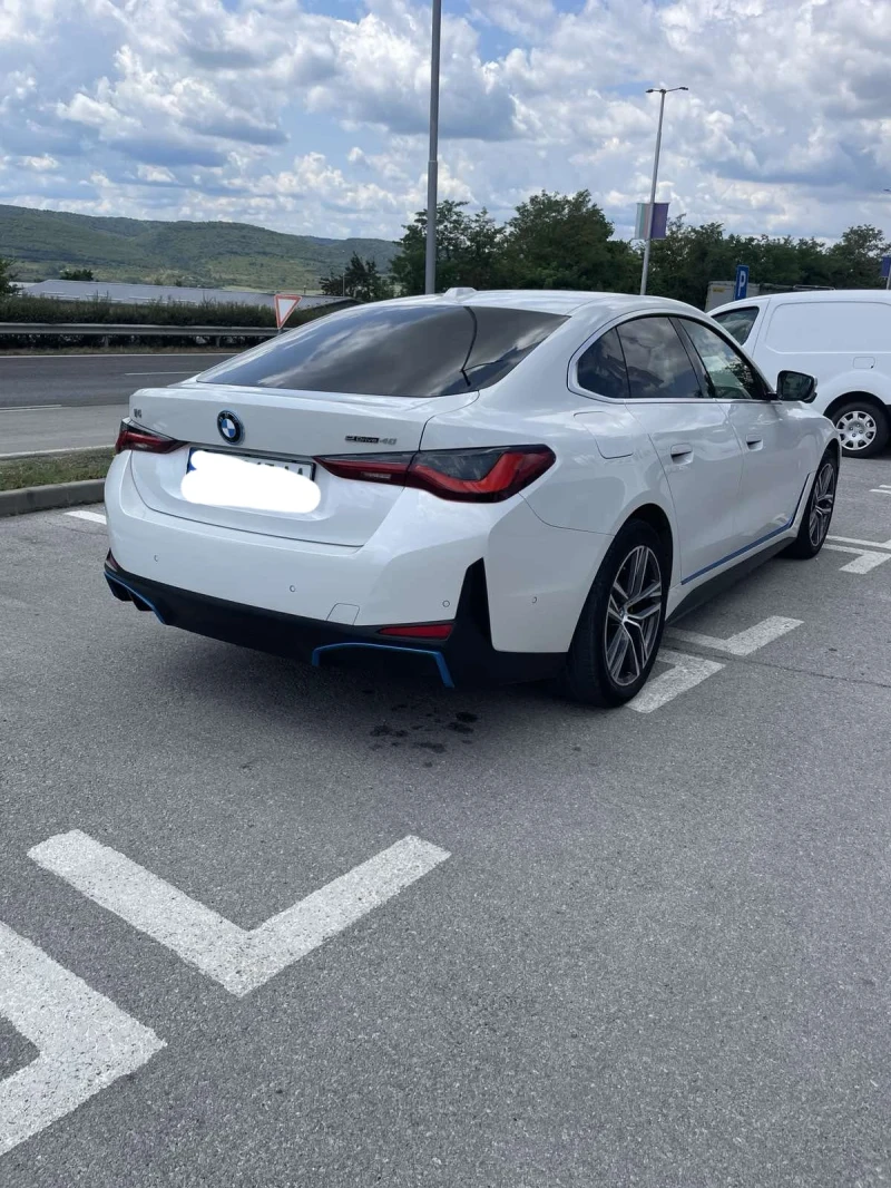 BMW i4, снимка 2 - Автомобили и джипове - 47524204